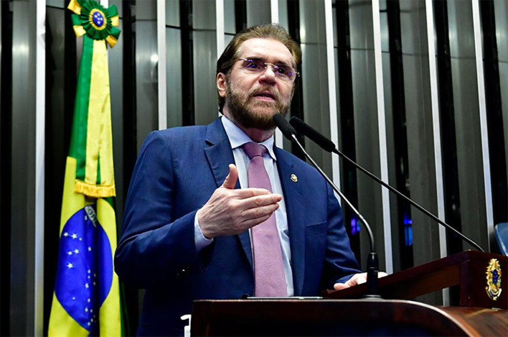 Plínio cobra impeachment de Moraes após relatório da PF citar contato atribuído ao ministro